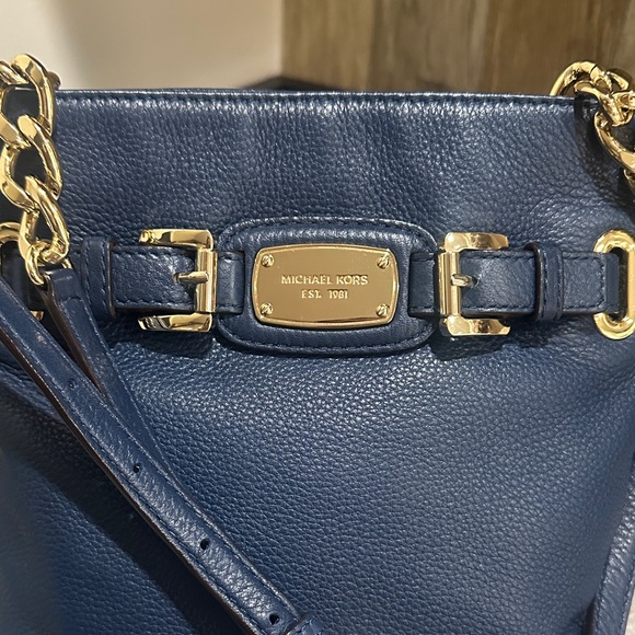 Michael Kors Dark Blue Crossbody Bag with Gold Accents - Picture 3 of 7